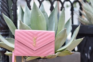 Nordstrom Floral Romper, Floral Dress, Floral Romper, Steve Madden Sandals, Saint Laurent Bag, Pink Purse, Le Specs Sunglasses, Summer Romper, Summer Dress, Dress under $150, Dallas Blogger