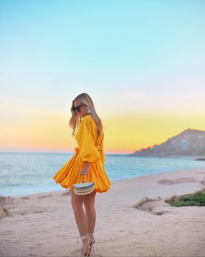 Lo-Murphy-Rhode-Resort-Cabo-Sunset-Travel-Blogger-Colorful-Dallas-Blogger-Chloe-Handbag